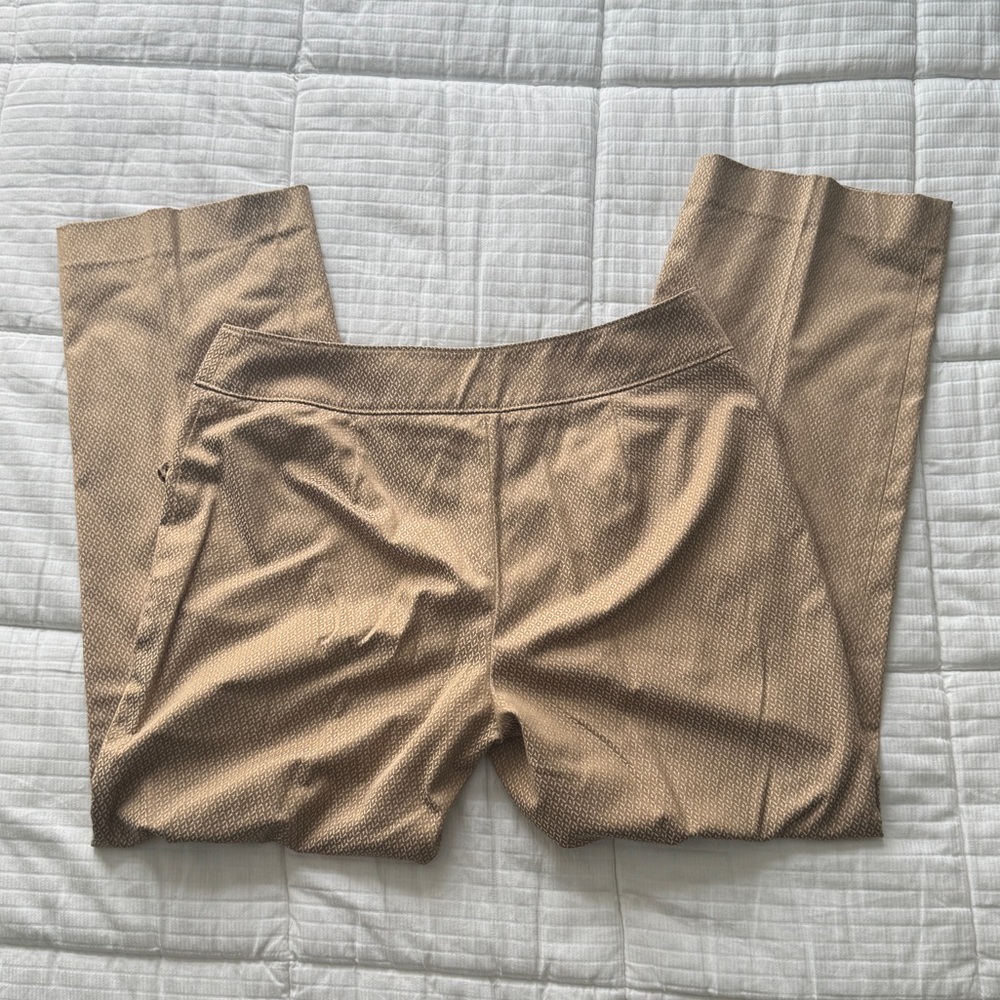 Talbots beige geometric shape pants, size 6P - Picture 2 of 8